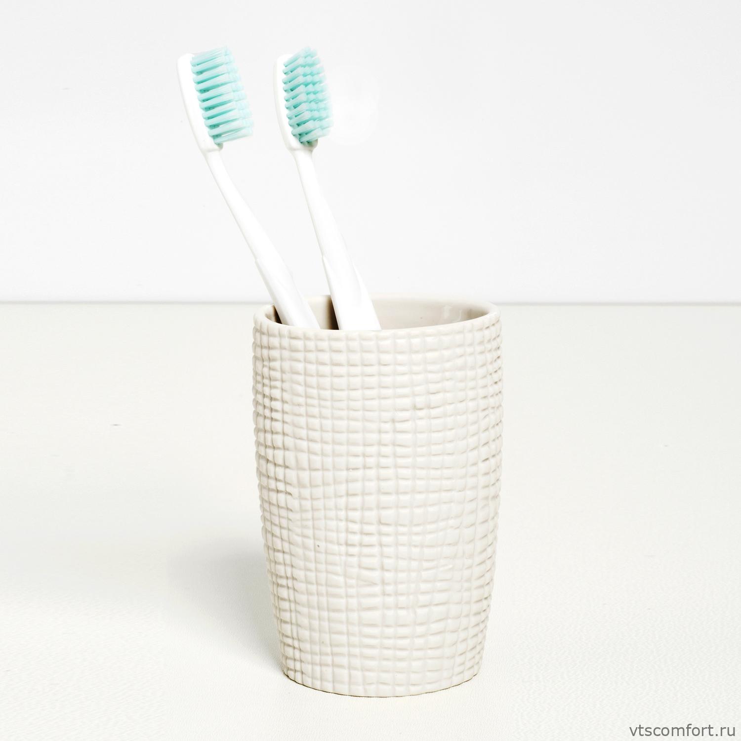 Фото WasserKraft Dinkel K-4628 Стакан для зубных щеток Изображение WasserKraft Dinkel K-4628 Стакан для зубных щеток