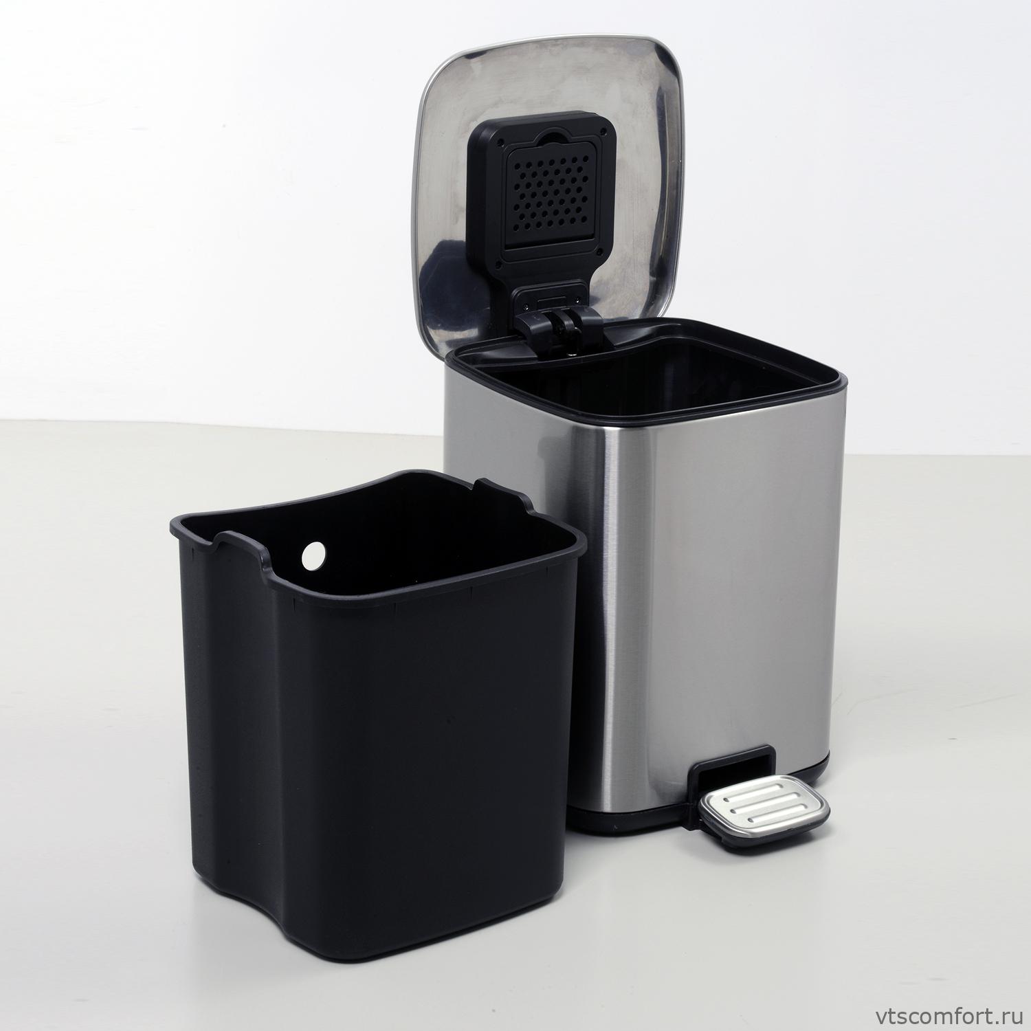 Фото WasserKraft K-649 Ведро для мусора с педалью 9 литров глянец Изображение WasserKraft K-649 Ведро для мусора с педалью 9 литров глянец